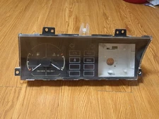 82 83 84 Mazda B2000 Pickup Truck Gauge Cluster 