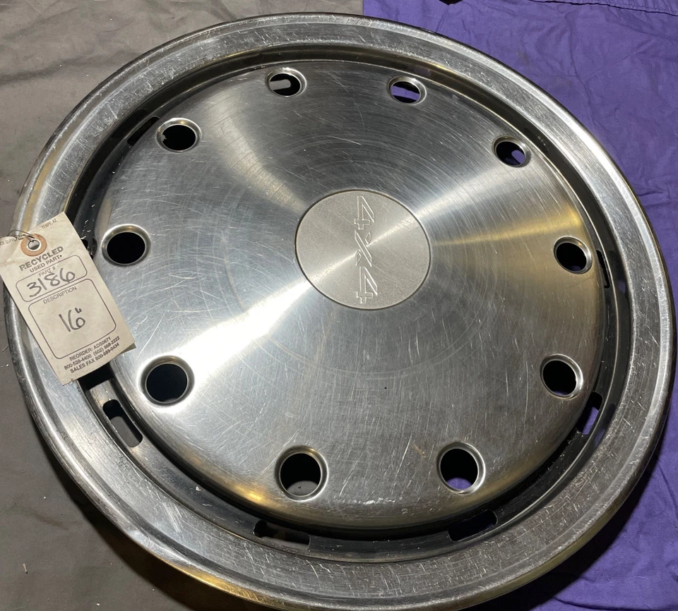 Tapacubos cubierta rueda Chevrolet GMC Truck Suburban 1500 2500 3500 4x4 4x4 16" OEM 1 Foto 4 de 4