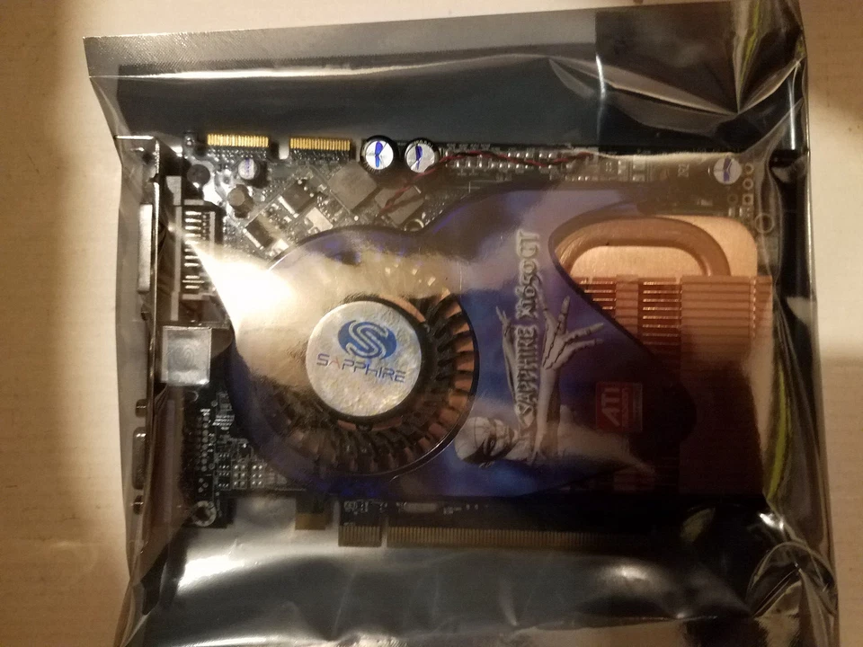 Sapphire ATI Radeon X1650 GT 128MB GDDR3 PCIE VGA DVI TV out Video Card - Image 2 of 4