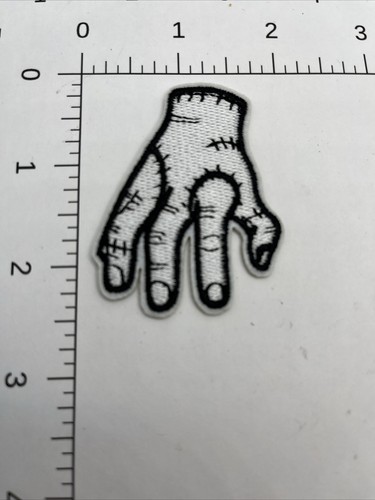Thing Wednesday Addams’s Family Iron-on Embroidered Hard Rock Band Patch #732 - 第 1/1 張圖片