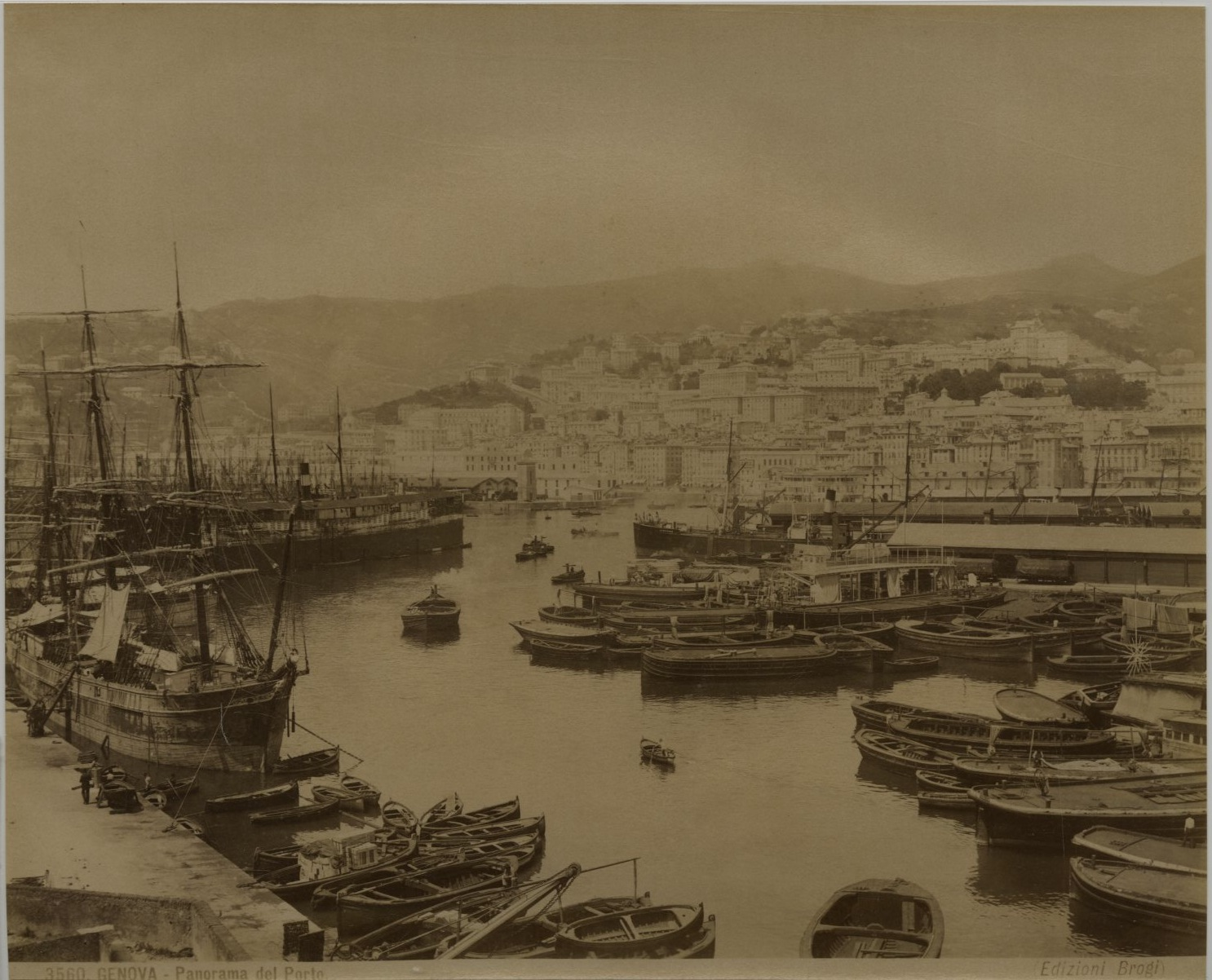 Vintage Gênes : Photo Albuminée Ancienne De La Piazza Acquaverde En Italie Vers 1880 - Format 10x15 Cm