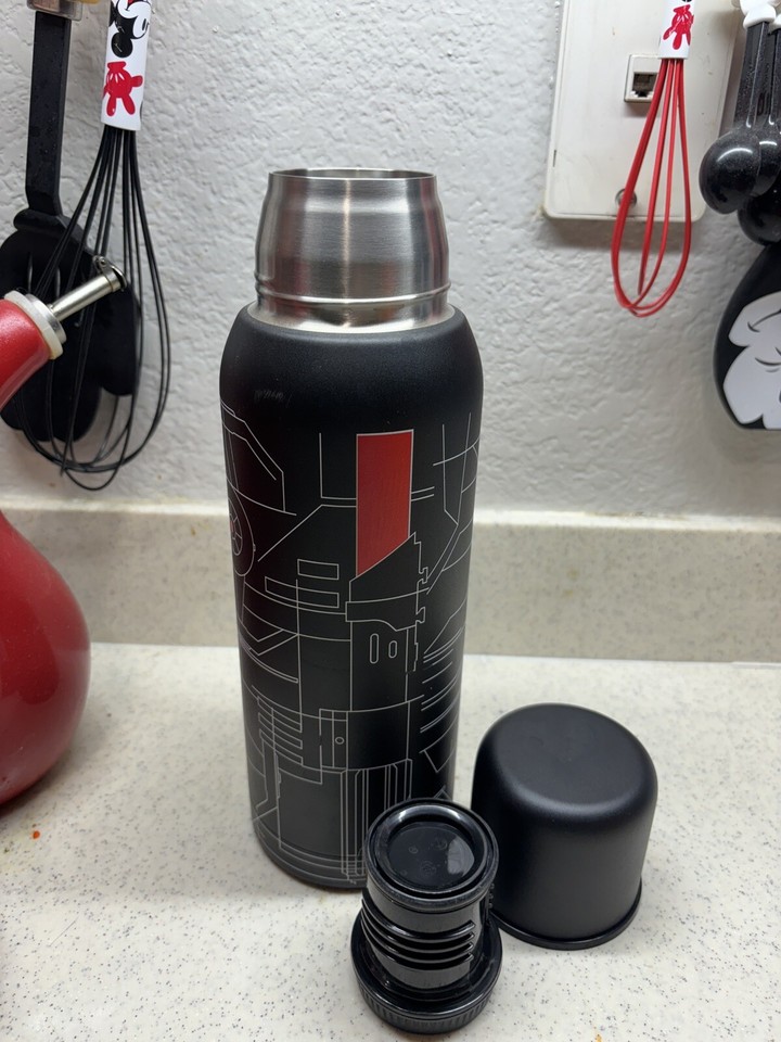 Stanley X Star Wars Darth Vader *New* NOS Disney Vacuum Insulated