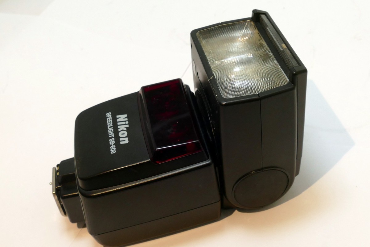 Nikon SB-600 Speedlight Flash D-TTL Flash - defective, AS IS for