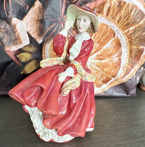 Royal Doulton Top o' the Hill HN 1834 Bone China Girl Figurine 1937