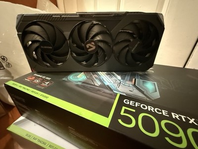 GIGABYTE RTX 5090 COOLER HEATSINK FAN SHROUD NO GPU CHIP