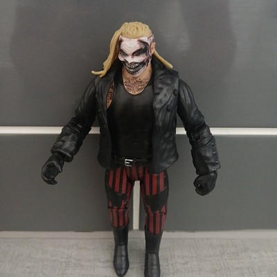 Mattel WWE The Fiend Bray Wyatt Basic Figur / mit Jacke 2017