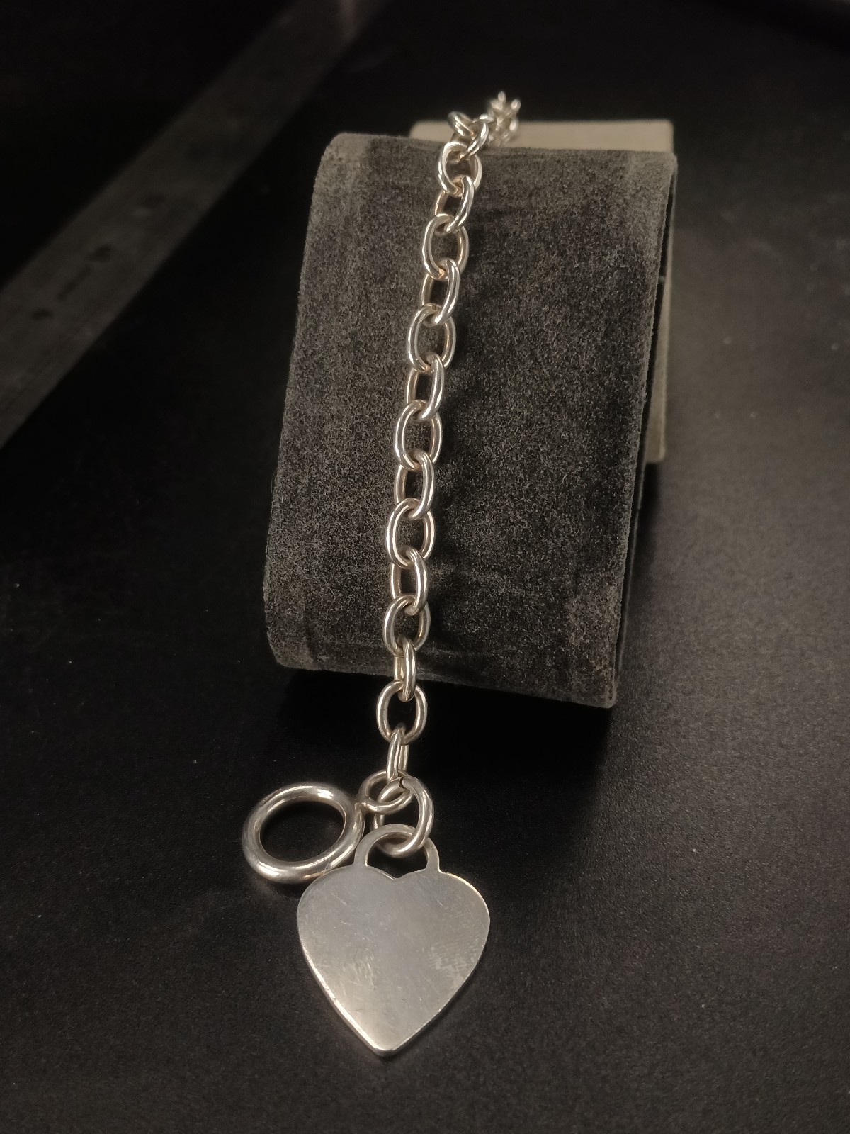 Vintage heavy  sterling Silver Belcher love heart  T Bar Toggle Bracelet 8in 22g image 3