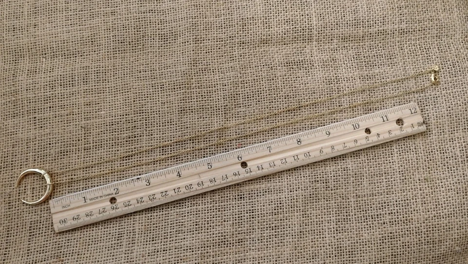 Ожерелье GORJANA «Cayne Crescent» позолота 18 карат полукруглая подвеска 25 дюймов! - Изображение 4 из 4