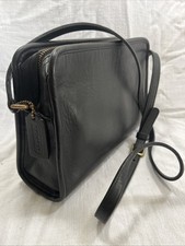 Vintage Coach Sutton Crossbody USA Made 9814 Black Leather W/ Hang Tag EEVC