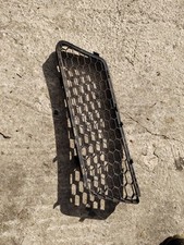 Calandre/contour De Phare Avant Gauche Pour Alfa Romeo 159 SW - Réf. 42820012SX / 42832050SX, Occasion