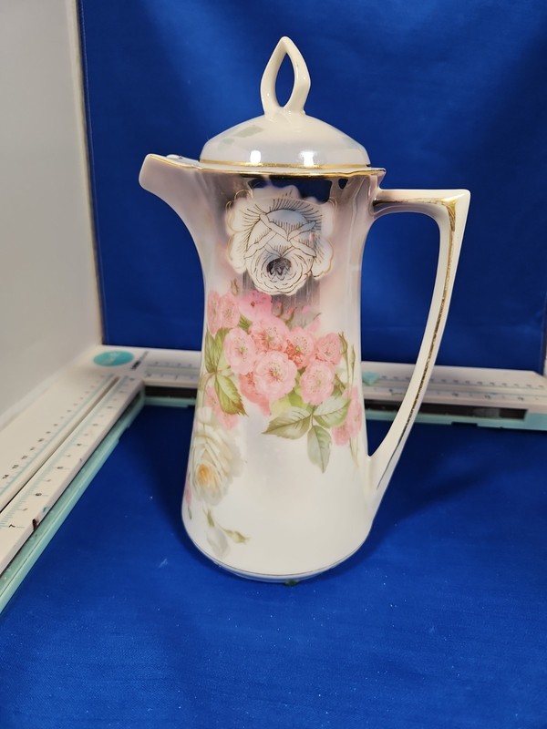 10 inch german porcelain Rose T Pot