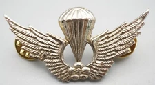 Vintage ROK Korean Airborne Paratrooper Jump Wings Badge