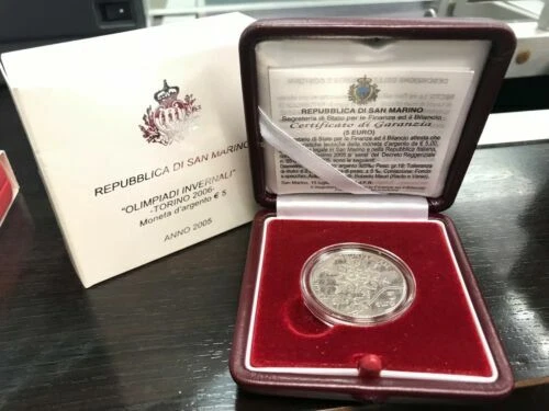 Pièces euro de Saint-Marin pour 5 Euro année 2005