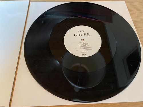 NEW ORDER "TRUE FAITH" FACTORY 1987 BIEM / NCB SWEDISH PRESSED 12" MAXI FACTORY* - Picture 12 of 12