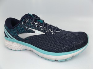 brooks women's ghost 11 running details