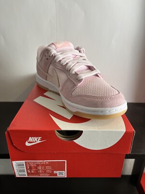 DS Wmn Size 7/5.5M - Nike Dunk Low Teddy Bear - Light Soft Pink
