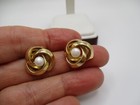 14K Yellow Gold Pearl Knot Earrings .70" e81 — photo 4