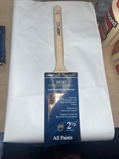 LINZER BEST PROFESSIONAL 2.5" ANGLE OVAL PAINT BRUSH