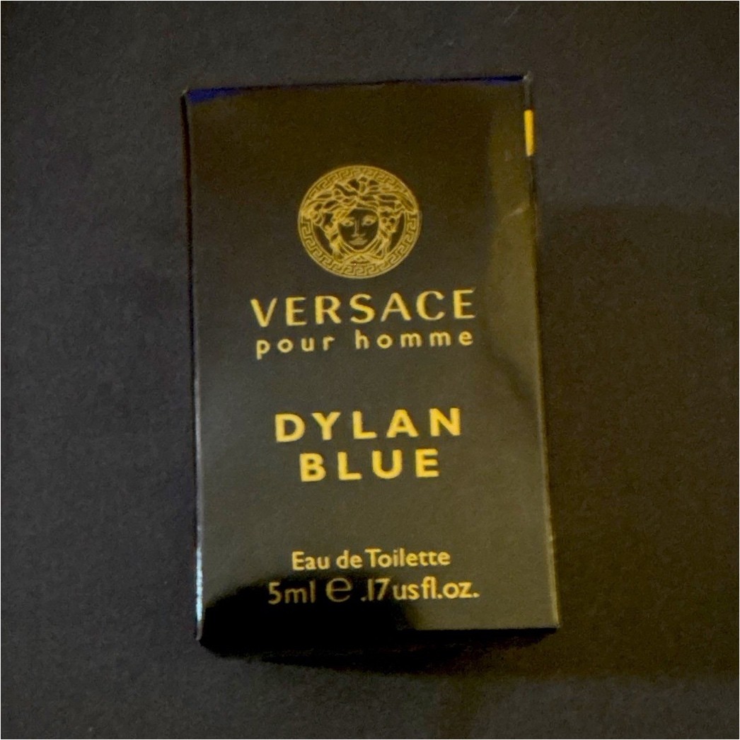 Versace Dylan Blue Eau de Toilette Spray 0.17 fl oz Travel Size