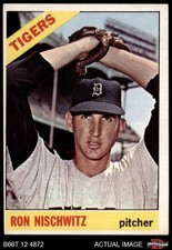 1966 Topps #38 Ron Nischwitz Tigers 3 - VG