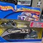 HOT WHEELS PAVEMENT POUNDER SEMI TRUCK & MOTORCYCLE SET DIECAST 1:64 — photo 3