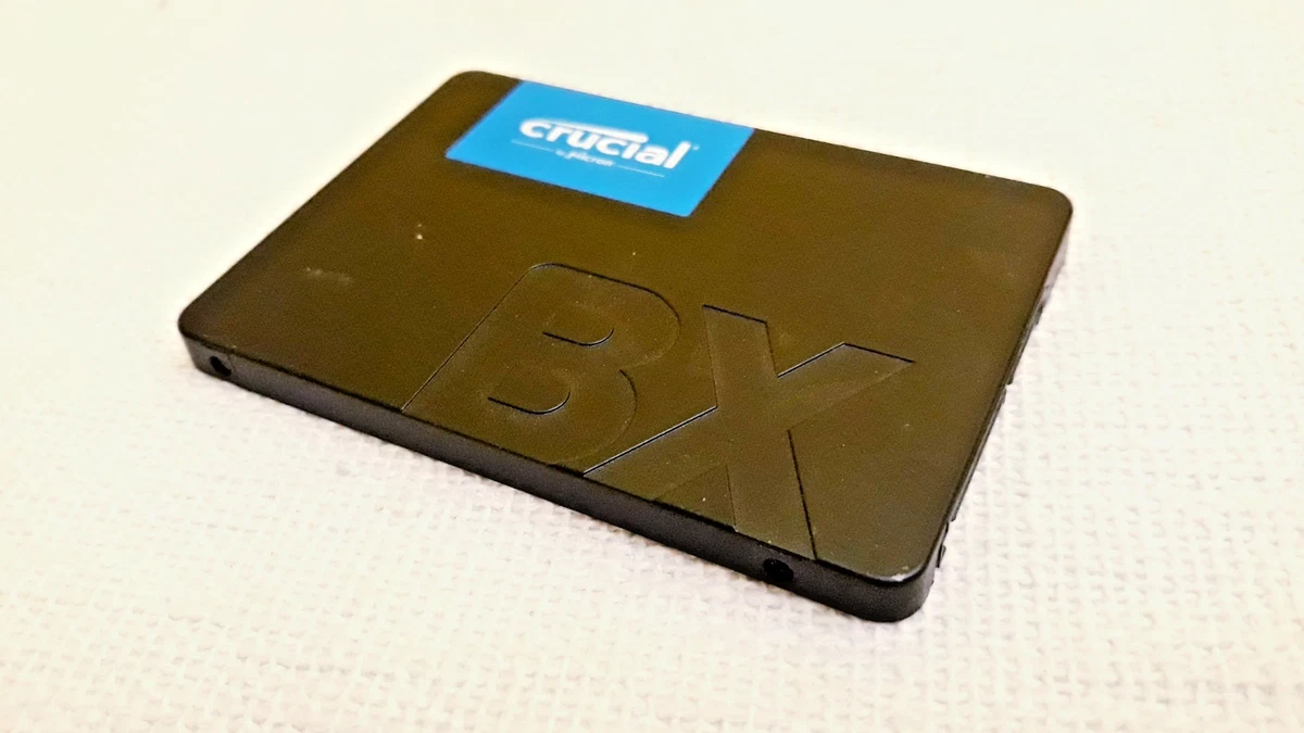 Crucial BX500 500 GB, 2,5" SSD interior
