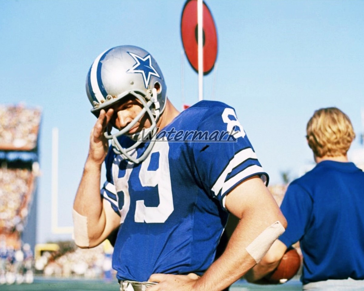 Did Mike Ditka Play For The Cowboys