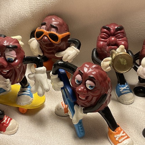 Lot of 11 Vintage California Raisins 1985 to 1988 PVC Figures - Picture 5 of 8