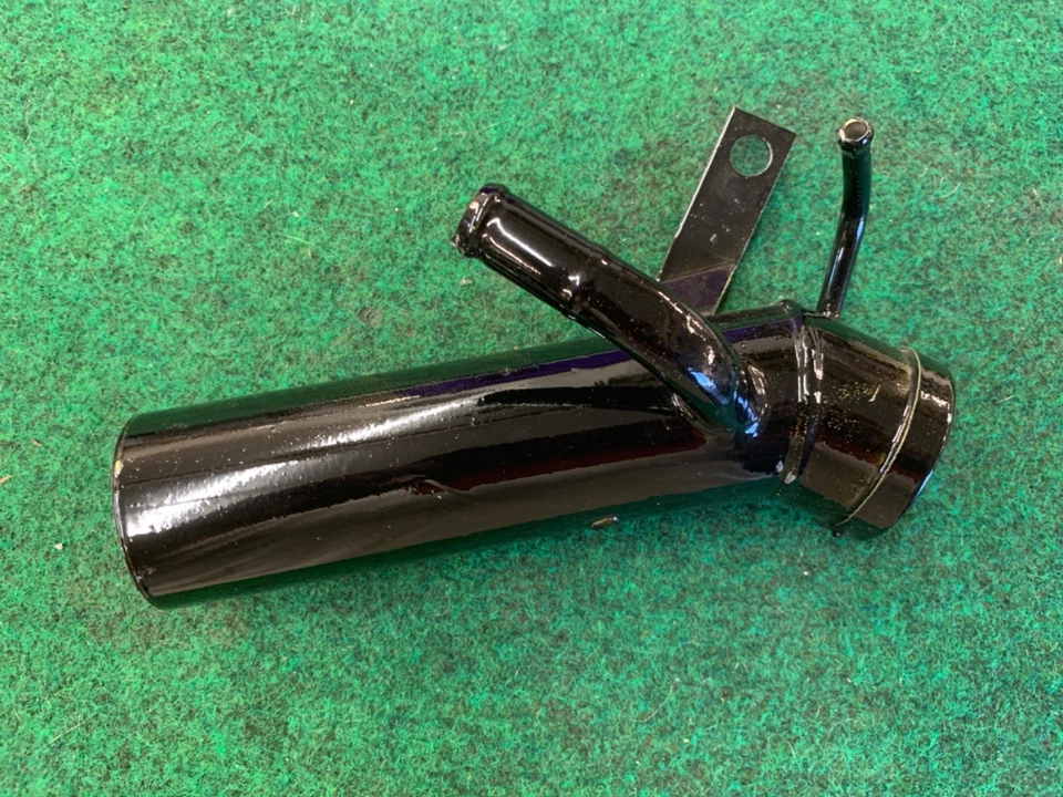 Pickup motor rotativo Mazda REPU cuello de llenado de combustible Foto 3 de 3