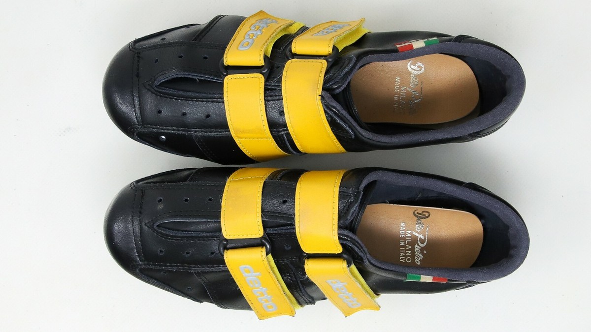 CHAUSSURES EN CUIR NOS DIETRO CYCLISME TAILLE EU 40 ITALIEN années 70