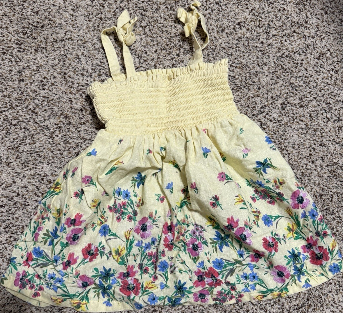 GAP Baby Girls Yellow Floral Smocked Sundress Dress 2 Years Sleeveless