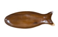 Williams & Sonoma Acacia Wood Fish Shaped Pla...