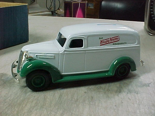 グリーンライト　クリスピークリームドーナツ　シボレー　パネル　トラック Krispy Kreme Truck for sale | eBay