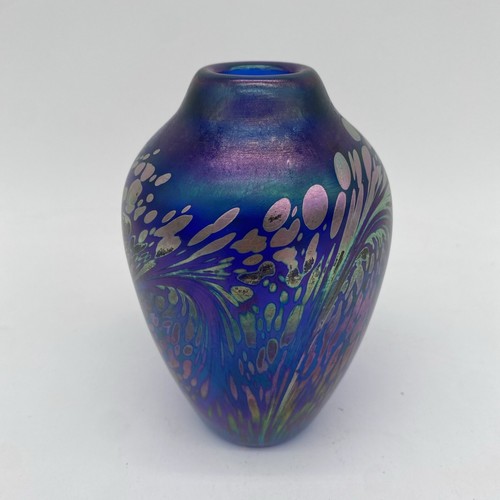 Maytum Studios Hand Blown Vase Blue Art Glass Iridescent Oil Spill ~5.5” - Picture 1 of 23