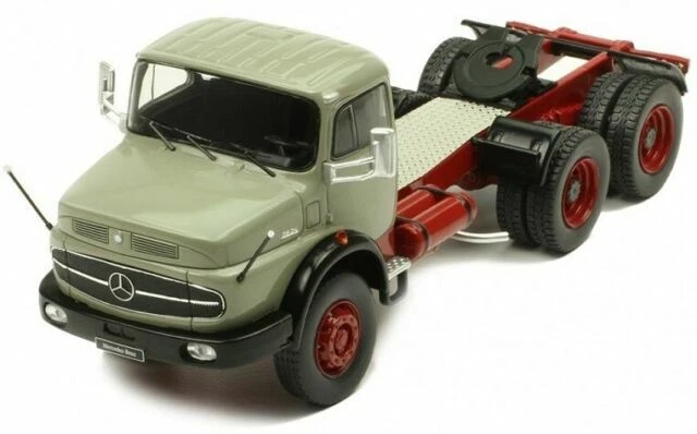 Tracteurs miniatures IXO 1:43