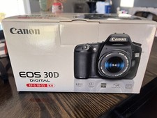 Canon EOS 30D DSLR with interchangeable lenses