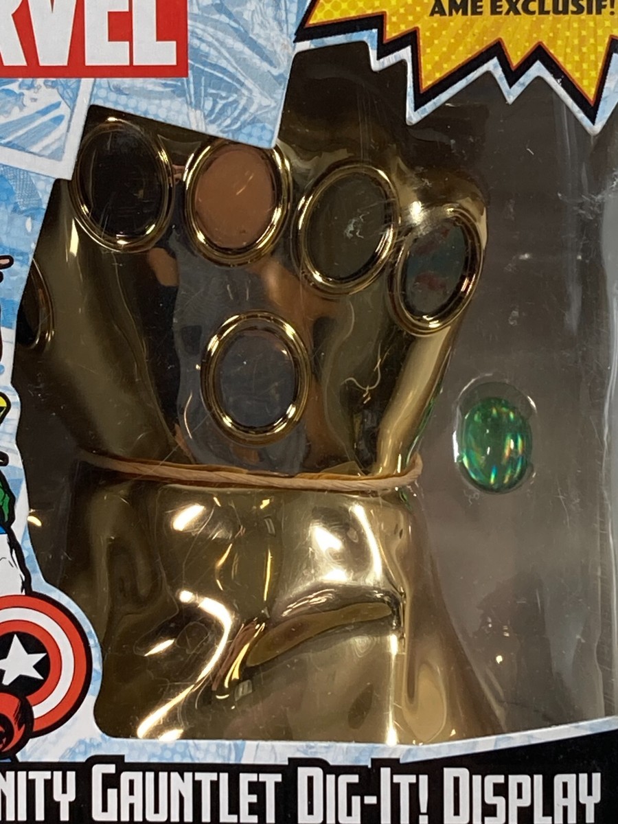 Marvel Infinity Gauntlet Dig-It Display with Soul Gem Green Stone