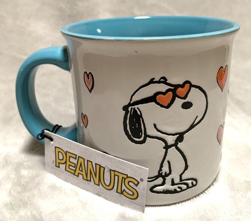 NEW Peanuts SNOOPY w/HEARTS SUNGLASSES 21oz Stoneware Coffee Mug Sky Blue Accent - Picture 6 of 14