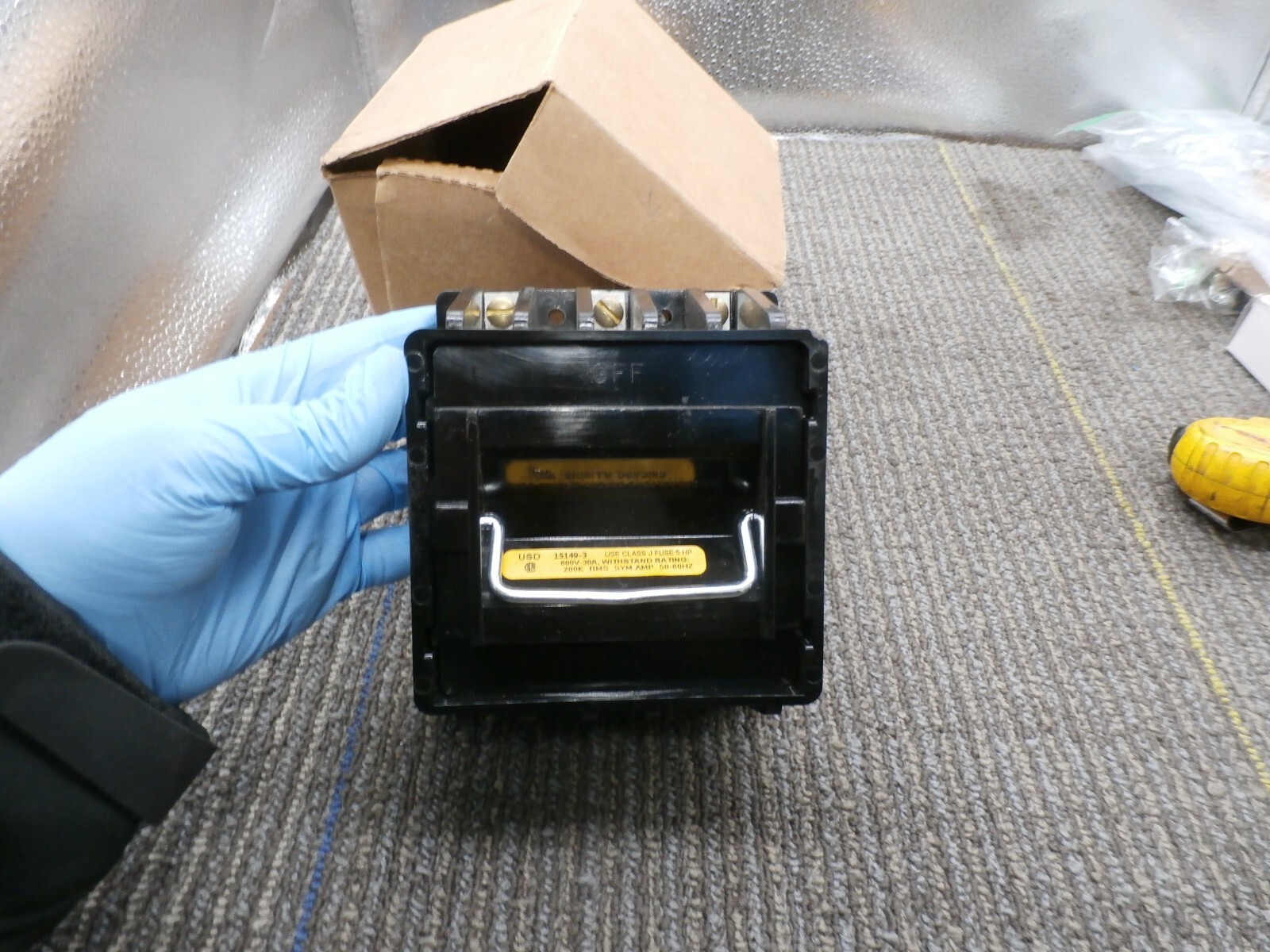 New Eaton Bussmann 600V 030A 3Pole Fusible Pullout Disconnect Switch