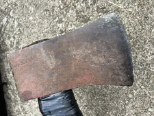 Vintage metal axe head lawn hand tool (head only) BL