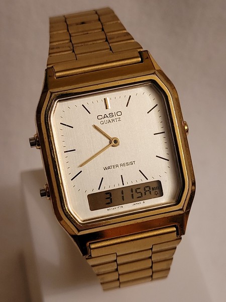 Casio AQ-230 Quarz Analog Digital Combe Armband vergoldet Herrenuhr
