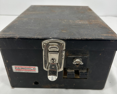Fairchild Dumont Laboratories Tube Mobile Communications Equipment Type 876A