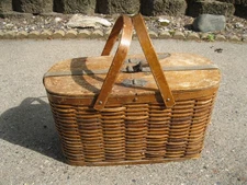 "Hawkeye" refrigerator picnic basket Burlington Iowa.  Strap buckle dated 1912