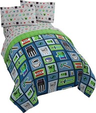 Minecraft Monster Hunters 5 Piece Full Bed Set - Includes Reversible Comforter