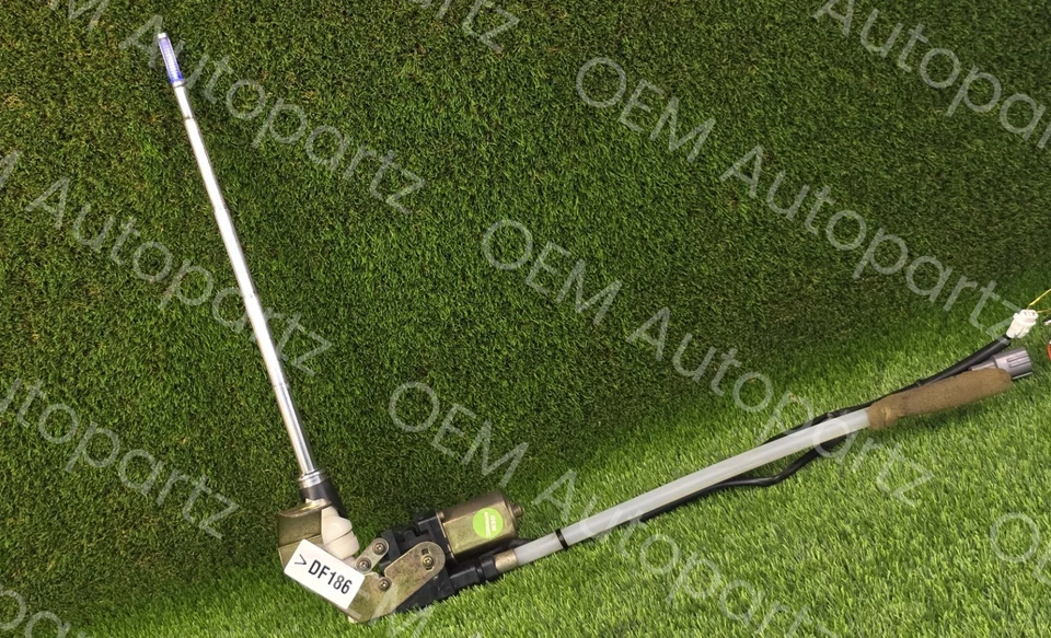 Lexus LS430 2001-2006 Genuine Parking Pole Antenna with Light : Fits Toyota - Image 4 of 4