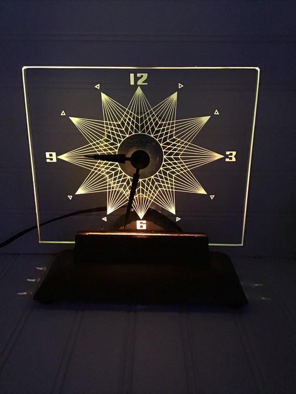 Mastercrafters Starlight Clock Model 146 Lighted Edge MCM Vintage Retro Atomic