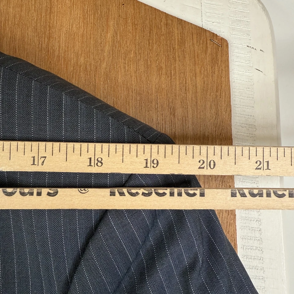 Armani Suit Mens 42L Gray Pinstripe 3 Button 100% Wool Italy Canvas Pants 36x32 - Image 4 of 4