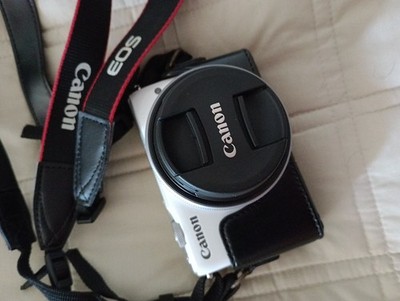 CANON EOS M10 18.0 MP Digitalkamera, wie NEU