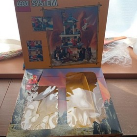 LEGO 3053 Emperor's Stronghold Castle Ninja 1999 Vintage Toy Block