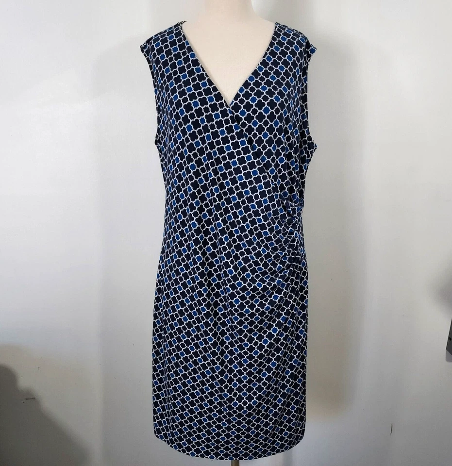 Vestido Charter Club envolvente sintético sin mangas elástico para mujer talla grande 3X azul blanco Foto 2 de 4
